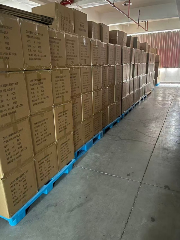 Yiwu Kebon Healthcare Successfully Produces New Batch of Emergency Kits